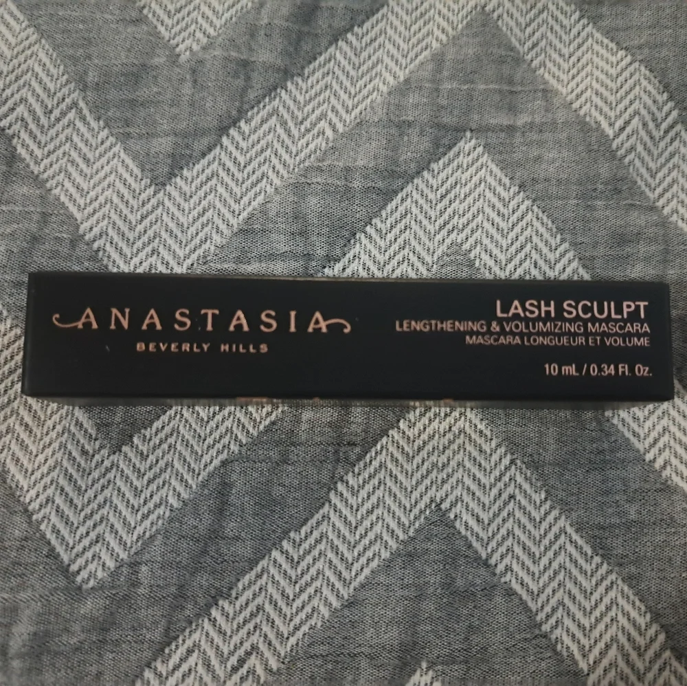 Anastasia Beverly Hills Lash Sculpt Lengthening & Volumizing Mascara